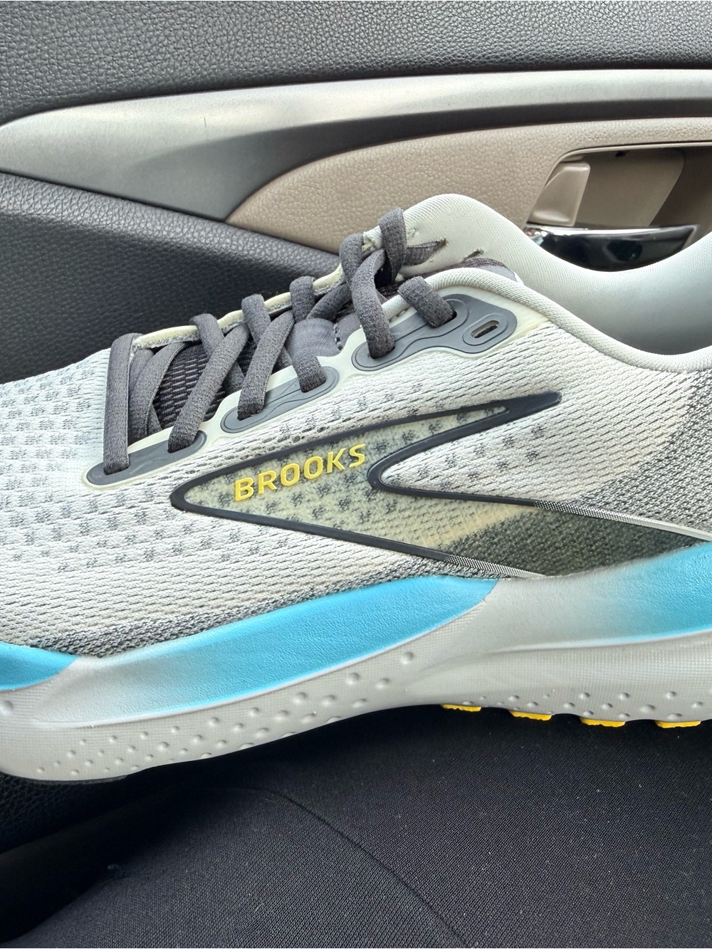 Brooks Men’s Gray, Blue & Yellow Athletic Running Shoes